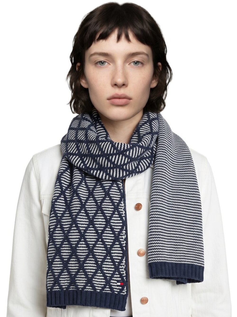 Tommy Hilfiger Knit Scarf Grey/Blue White Reversible Diamond Pattern Unisex